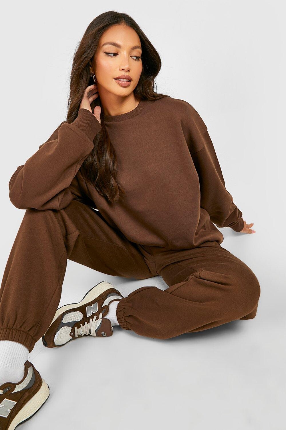

Высокий базовый свитер оверсайз Boohoo, шоколадный, Коричневый
