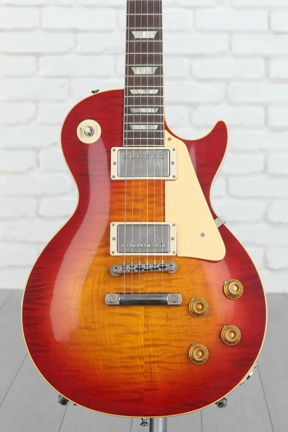 

Электрогитара Gibson Custom 1959 Les Paul Standard Reissue - Murphy Lab Ultra Light Aged Factory Burst