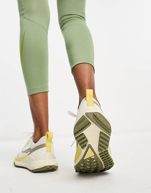 

Песочные кроссовки Nike Running React Pegasus Trail 4