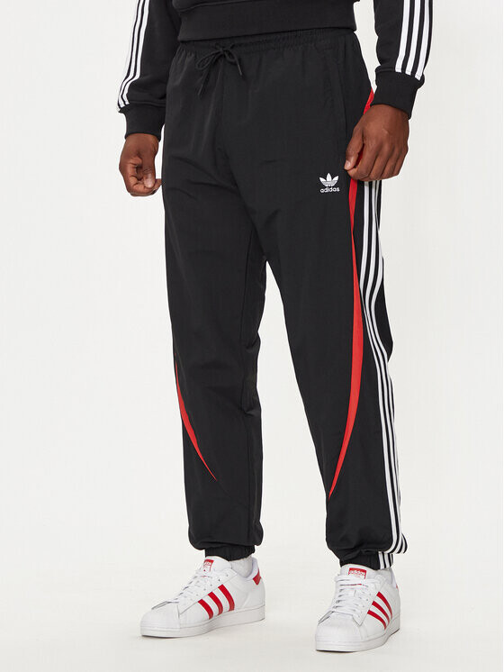 

Спортивные брюки regular fit Adidas, черный