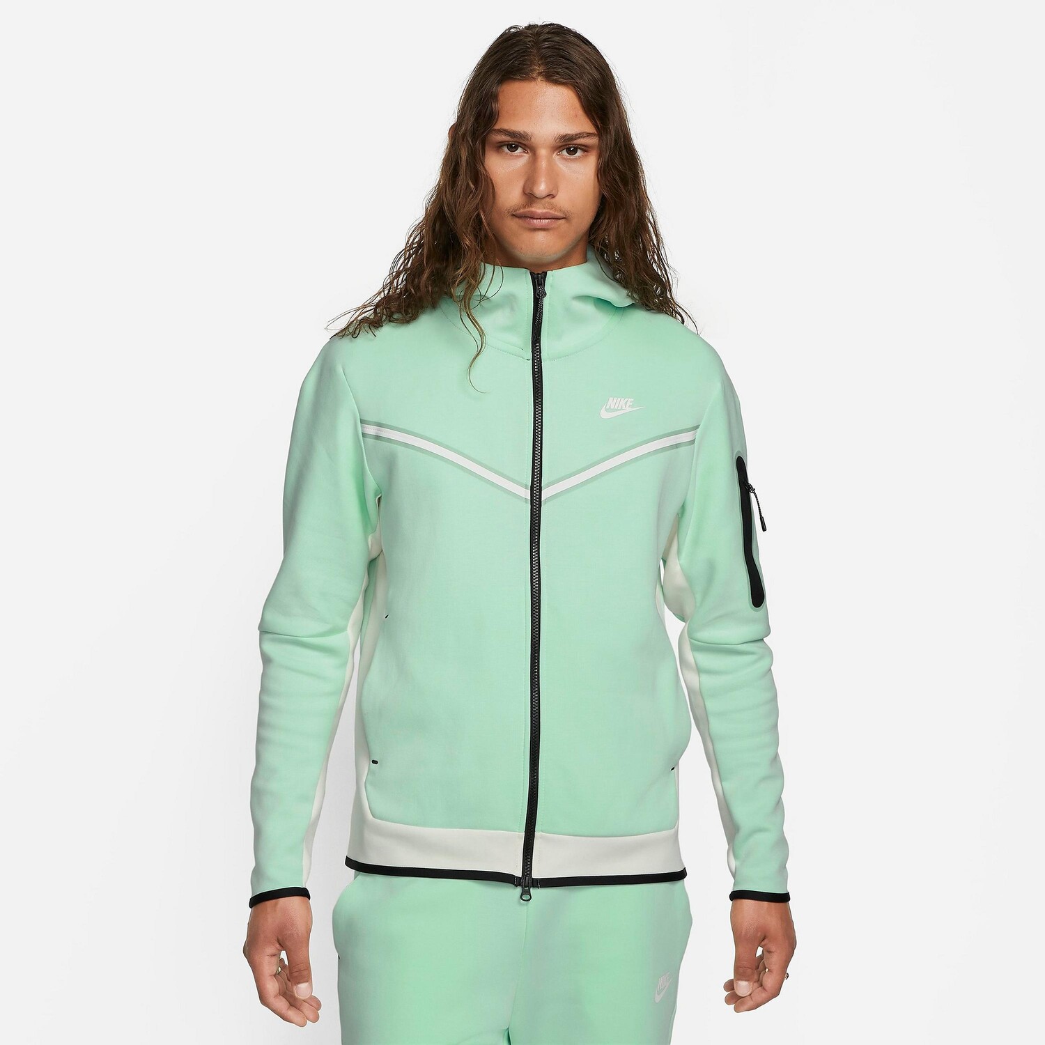 

Мужская толстовка с капюшоном Nike Sportswear Tech Fleece с молнией во всю длину, зеленый