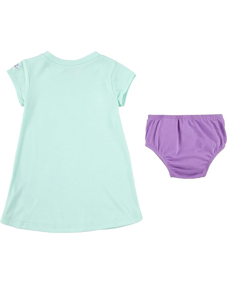 

Платье Nike T-Shirt Dress, цвет Mint Foam