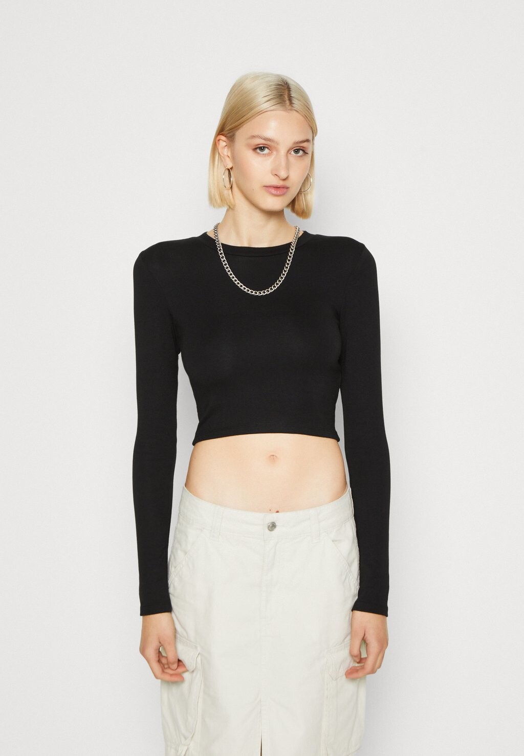 

Футболка с длинным рукавом Soft Cropped Gina Tricot, черный