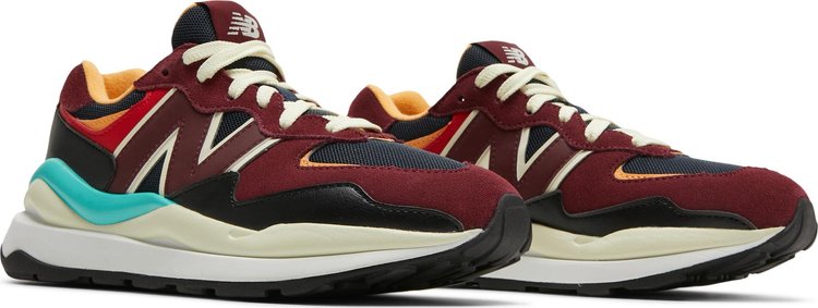 Burgundy nike new outlet balance