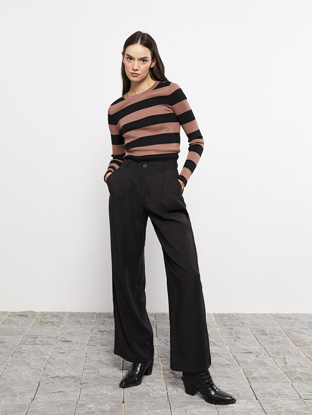 

Удобные прямые женские брюки LCW Casual, Черный