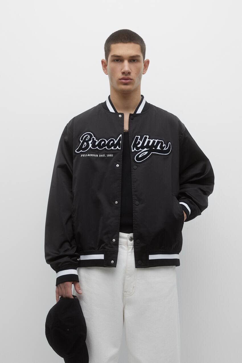 

Бейсбольная куртка-бомбер Pull&Bear, черный