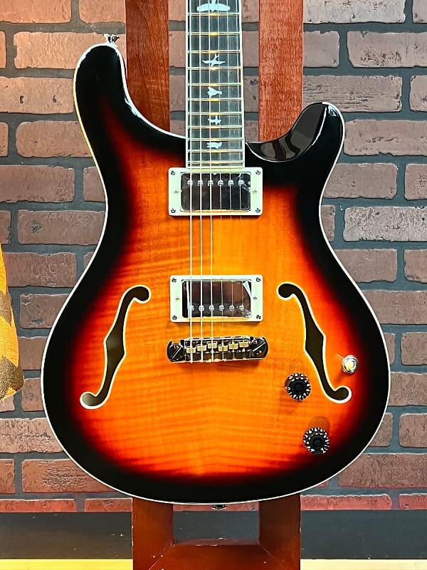 

Электрогитара PRS SE Hollowbody II Tri-Color Sunburst 105536TC
