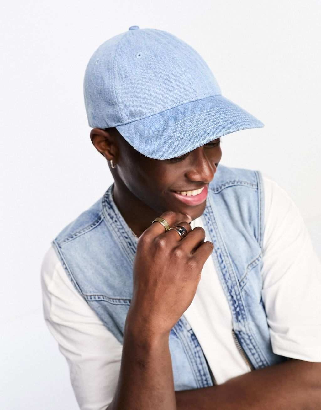 

Синяя джинсовая кепка Levi's с логотипом