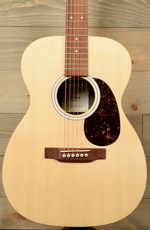 Акустическая гитара Martin 00-X2E-01 акустическая гитара martin 000 x2e 01