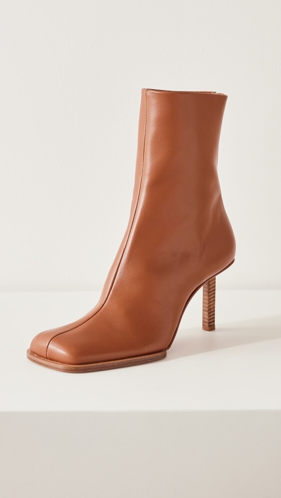 

Ботинки Jacquemus Les Bottines Rond Carre