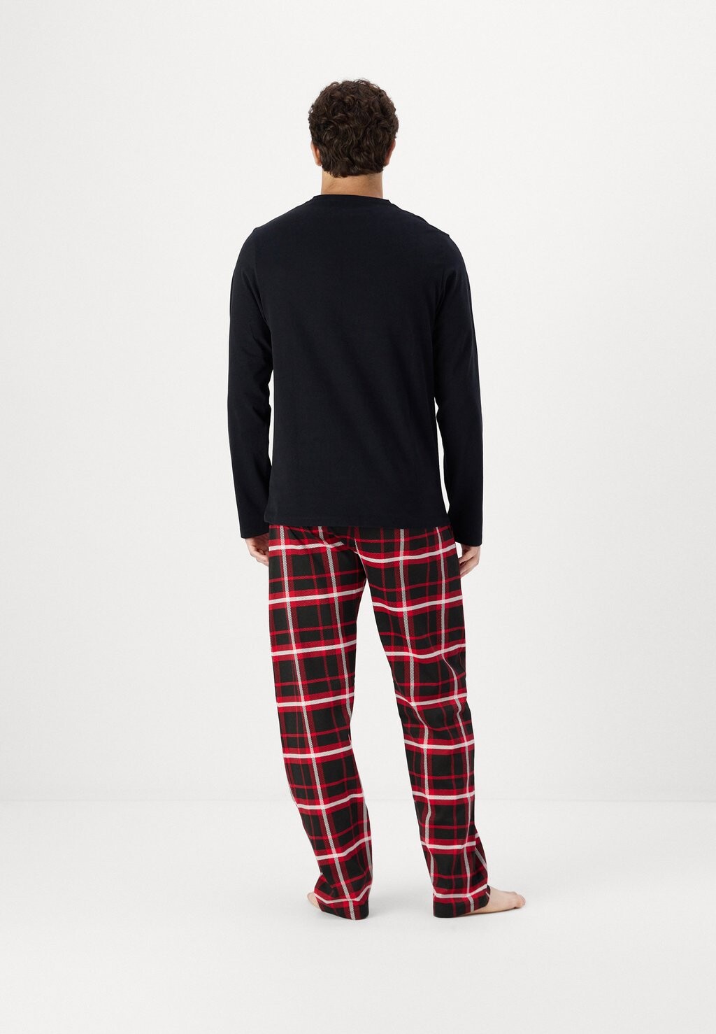 

Пижама PJ SET Guess, черный