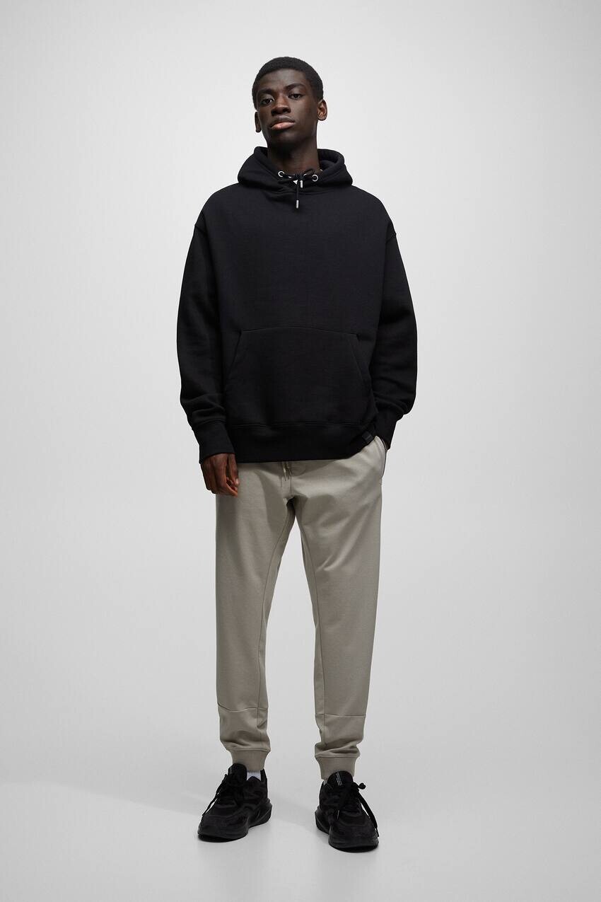 

Джоггеры с эластичной талией Pull&Bear