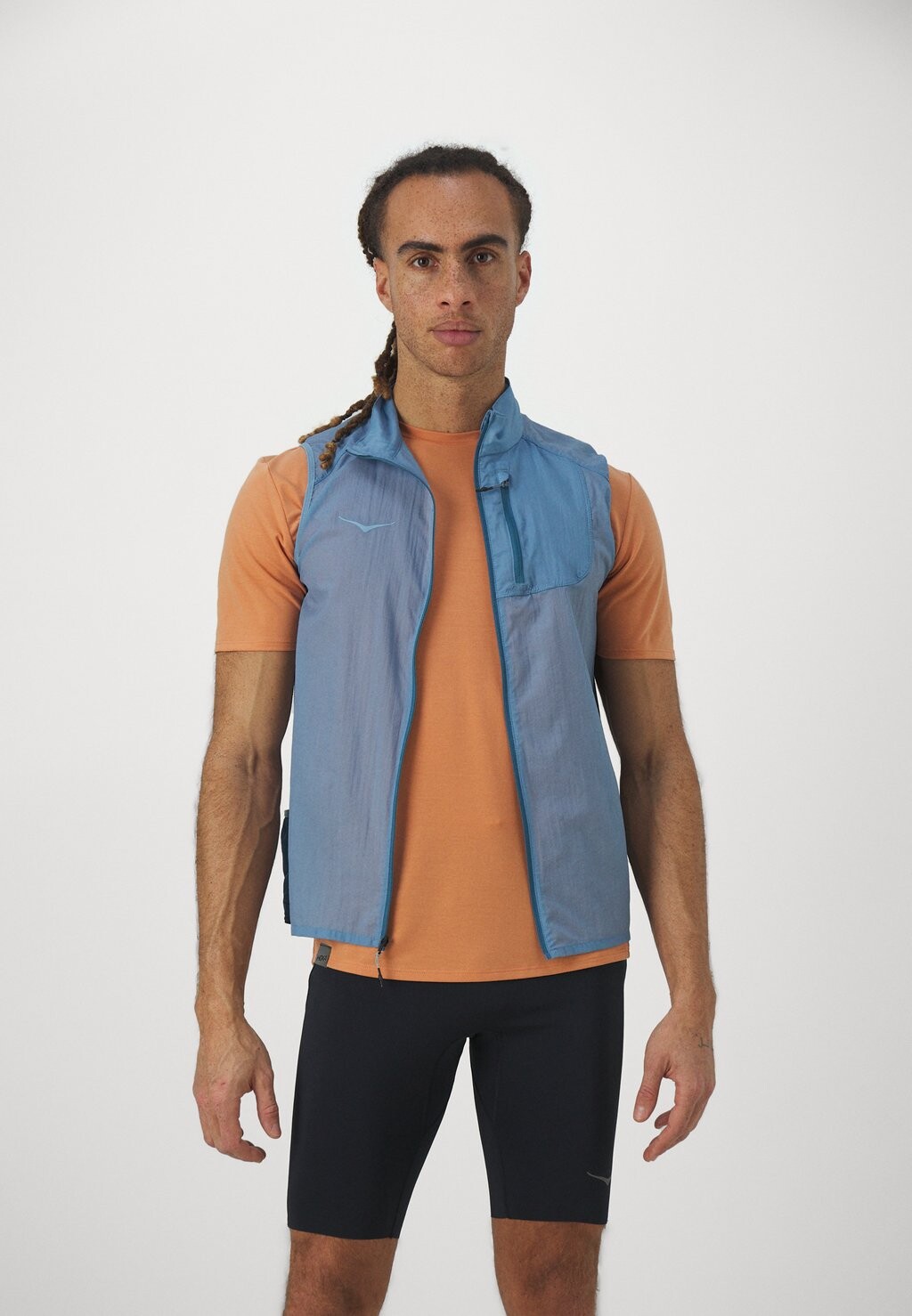 

Жилет SKYFLOW VEST HOKA, цвет shadow
