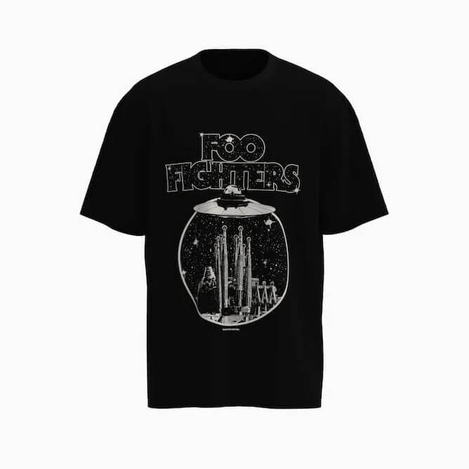 

Футболка Bershka Foo Fighters Print Boxy, черный