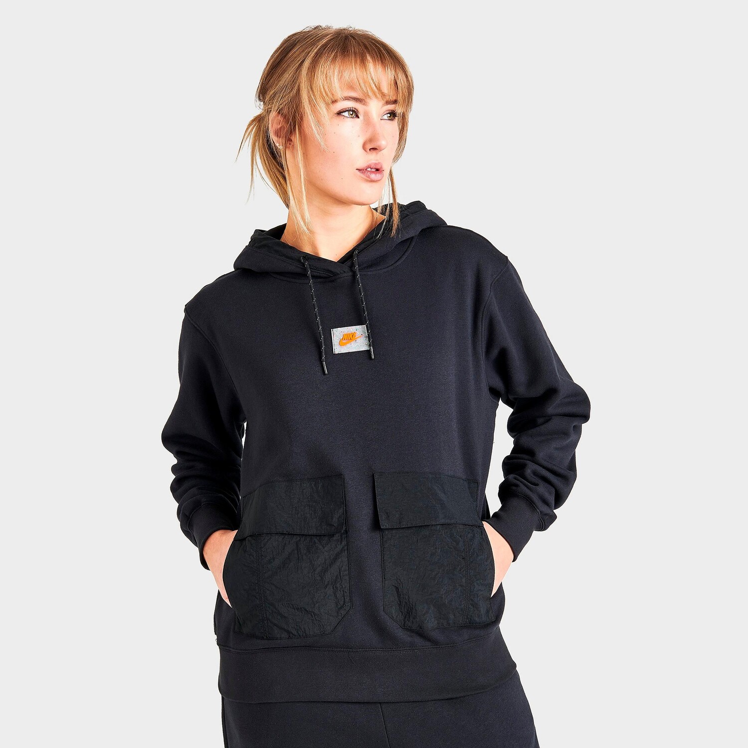 

Женская флисовая худи карго Nike Sportswear Sports Utility, кремовый