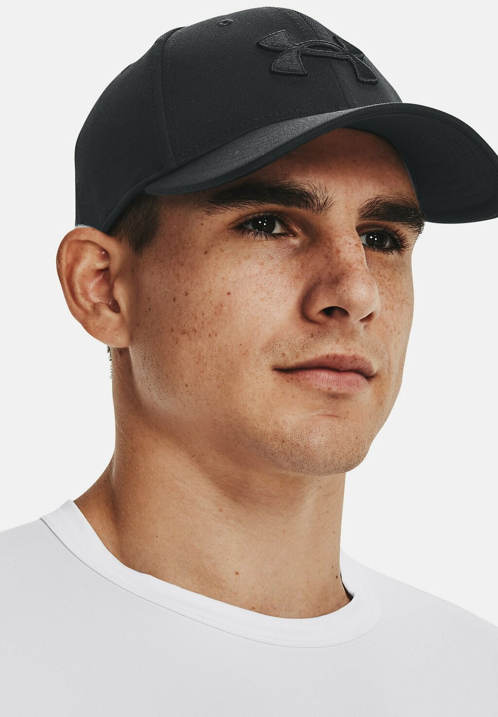 

Кепка БЛИЦИНГ Under Armour, черный
