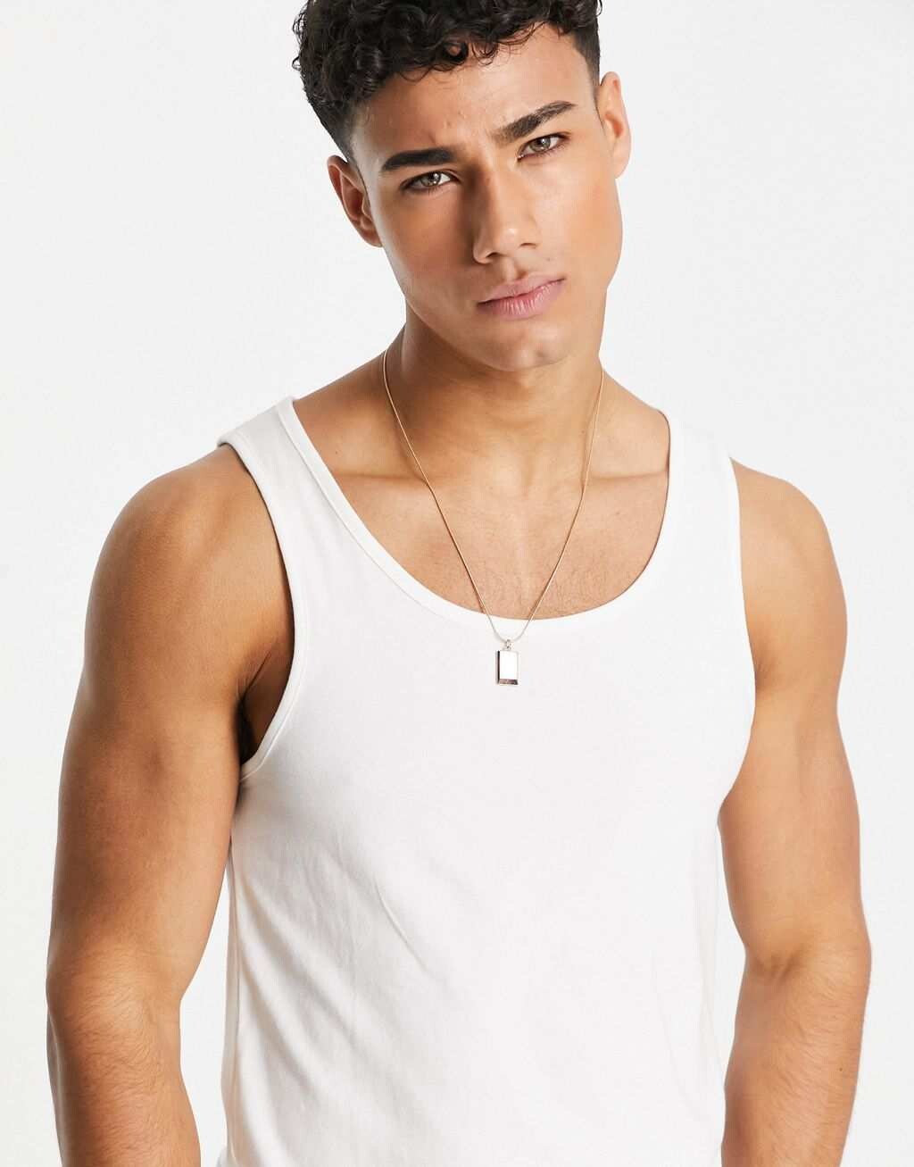 

Белый жилет для мышц River Island