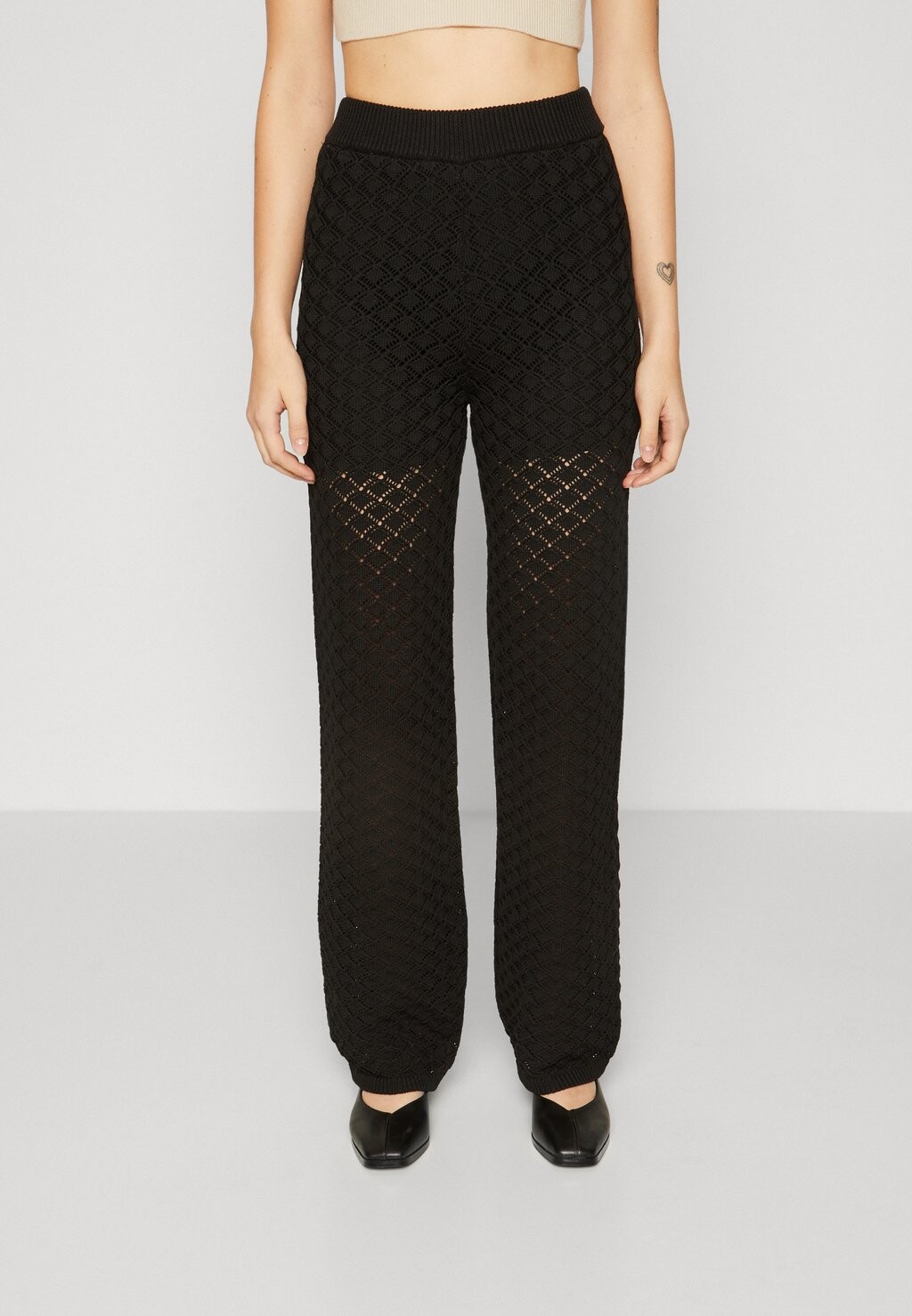 

Брюки SLFFRIDA STRUCTURE PANTS Selected Femme, черный