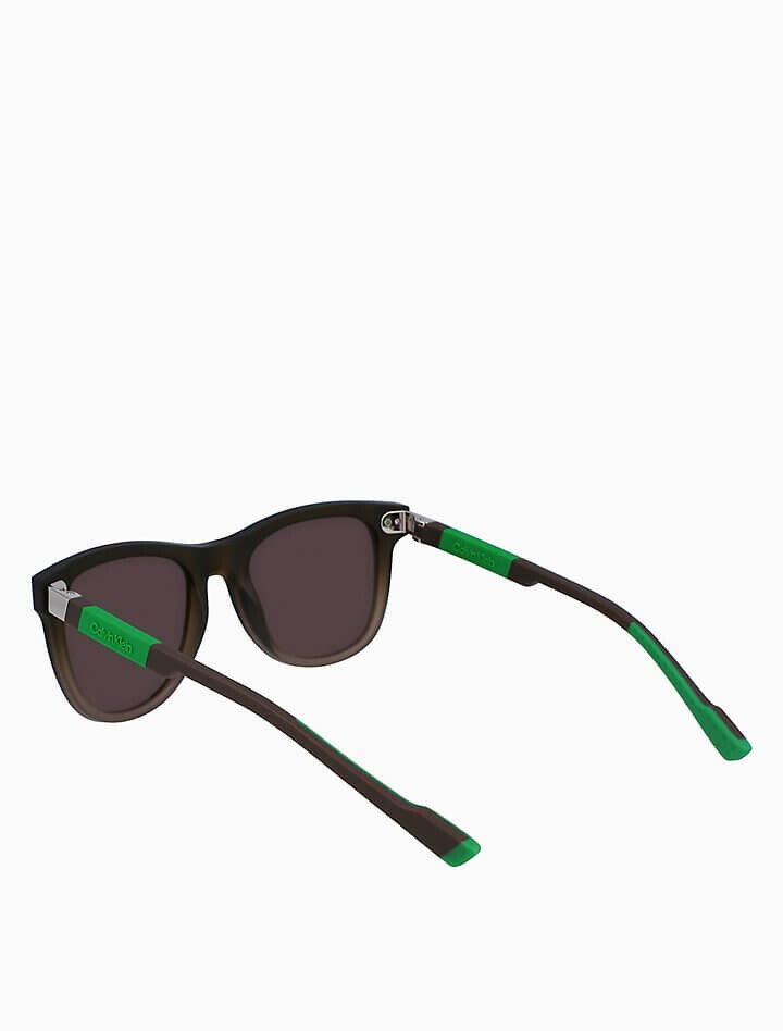

Солнцезащитные очки Colorblock Modified Rectangle Sunglasses Calvin Klein, коричневый/серый