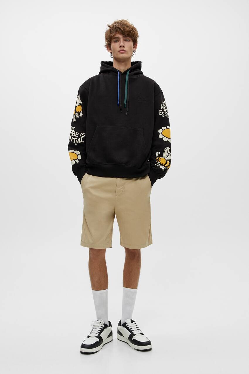

Базовые шорты-чинос-бермуды с кулиской Pull&Bear, бежевый