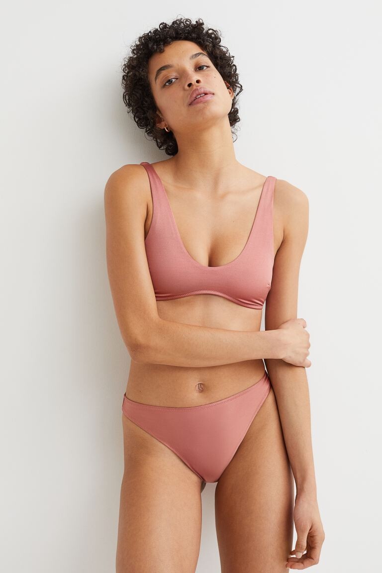 

Низ костюма H&M, античный розовый