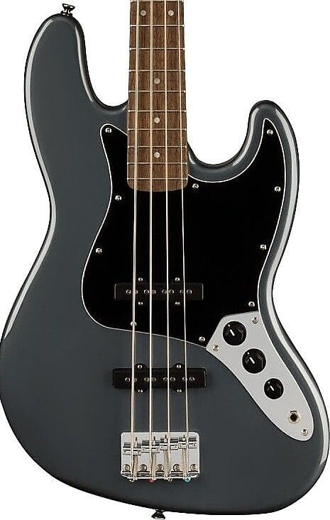 

Squier от Fender Affinity Series Jazz Bass Charcoal Frost Metallic 037-8601-569