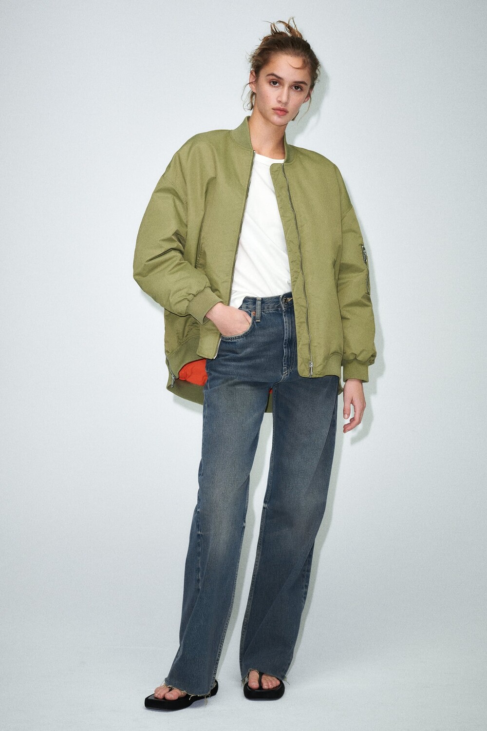 Водоотталкивающая куртка-бомбер оверсайз ZARA, оливково-зеленый