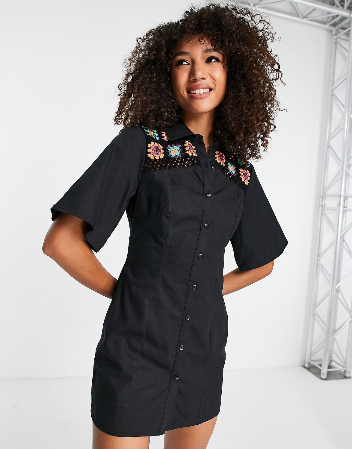 

Черное платье-рубашка крючком ASOS DESIGN, Черный