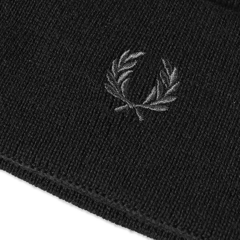 

красная шапка Perry из шерсти мериноса Fred Perry Authentic