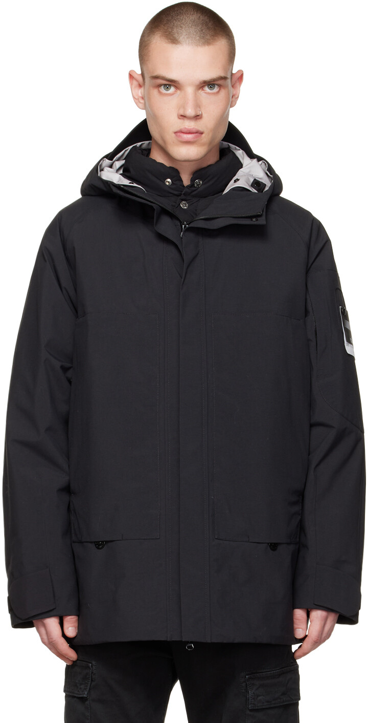 

Черный кокон и усиленный пуховик Stone Island Shadow Project
