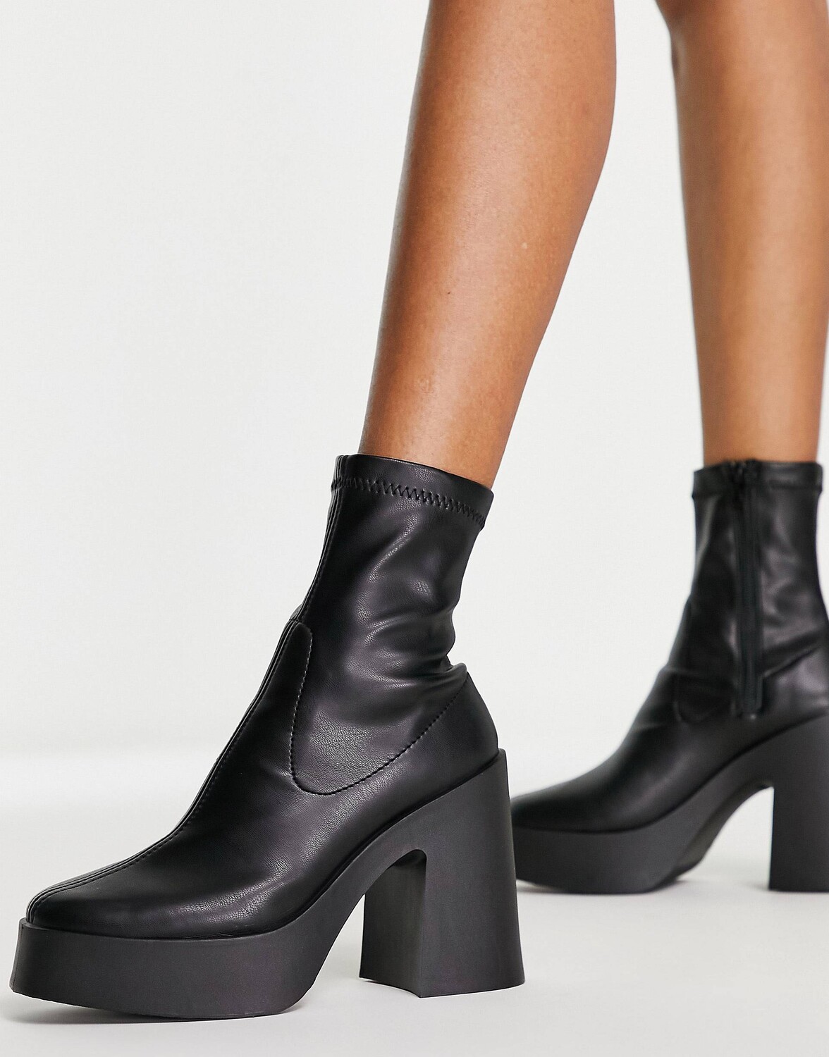 

Черные сапоги из искусственной кожи на высоком каблуке ASOS DESIGN Elsie, Черный