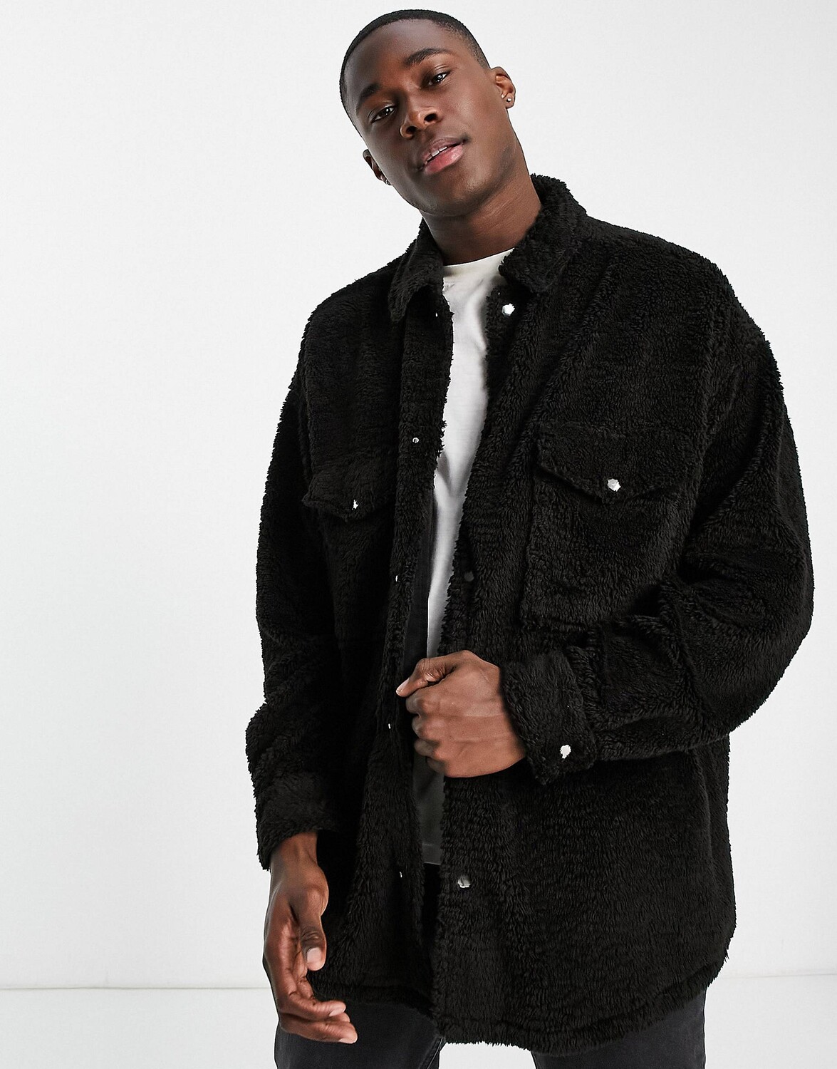 

Черная объемная куртка ASOS DESIGN