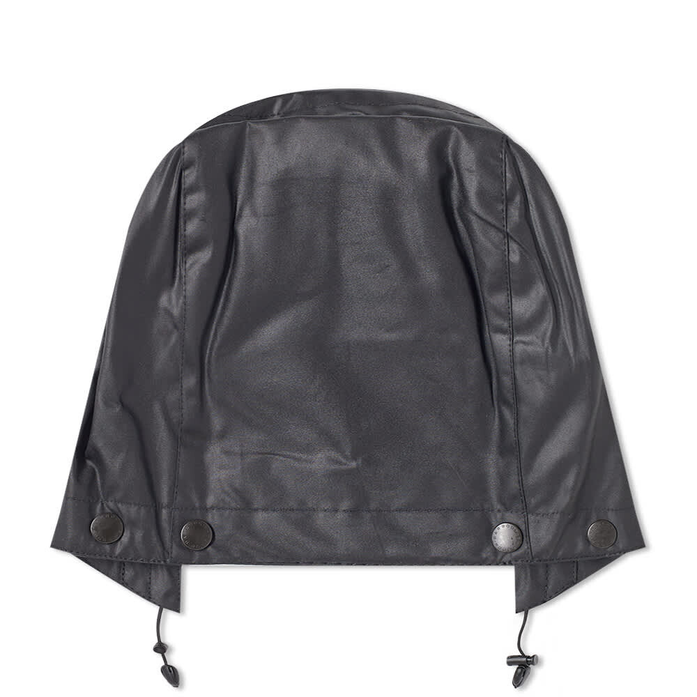 

Капюшон из вощеного хлопка Barbour