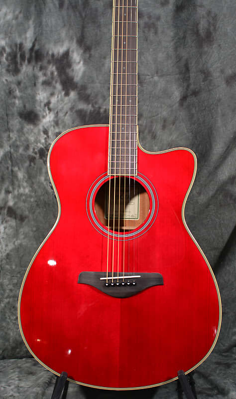 

Гитара Yamaha FSC-TA TransAcoustic Concert Cutaway, рубиновый красный