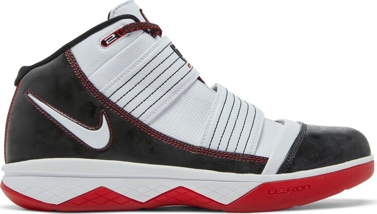 

Кроссовки Nike LeBron Zoom Soldier 3 'POP', черный