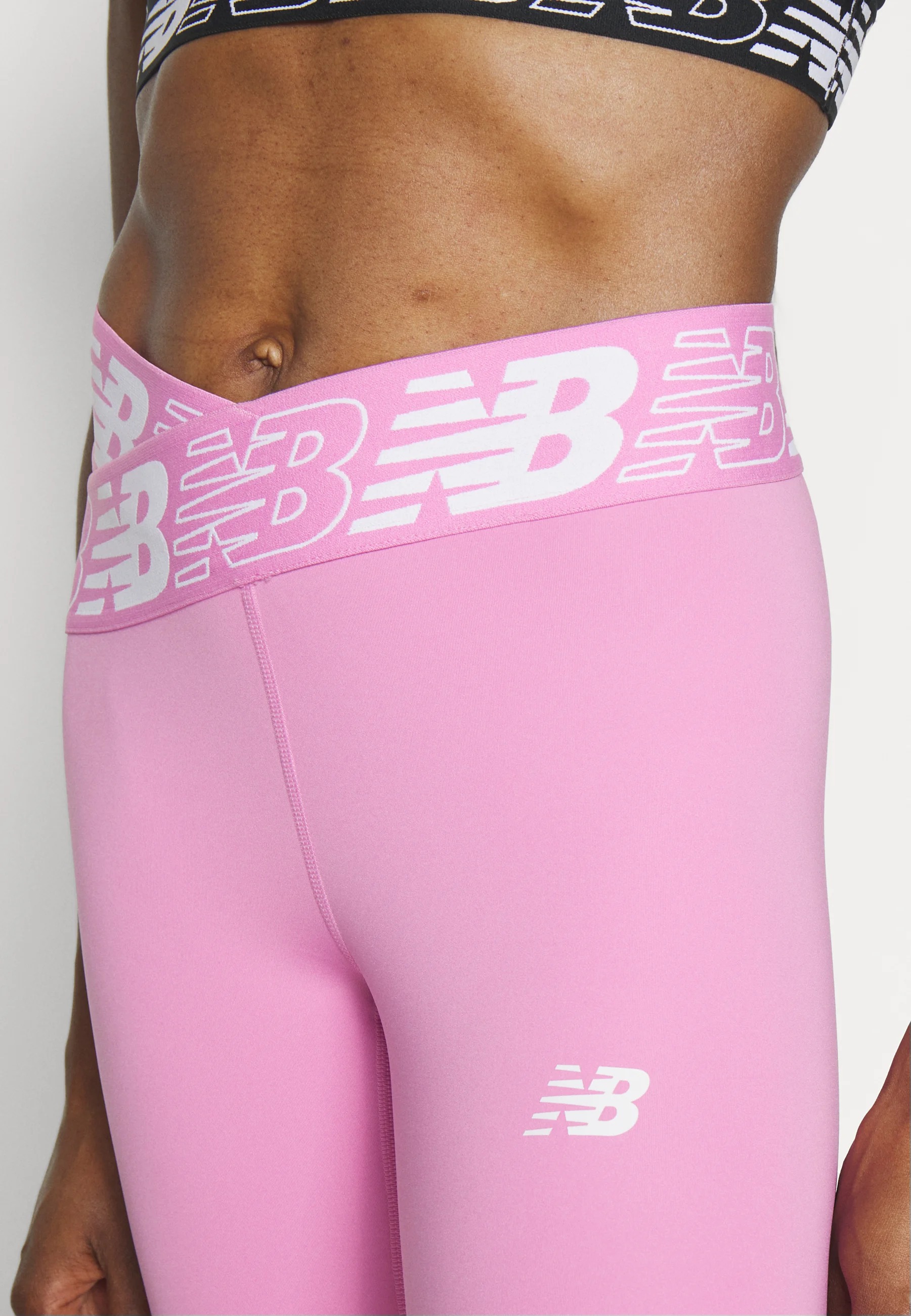 New balance Relentless Crossover High Rise 7/8 Pants Pink