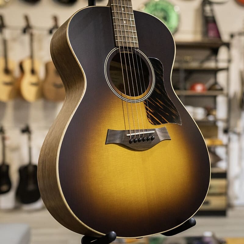 

Гитара Taylor AD12e-SB Grand Concert Acoustic/Electric