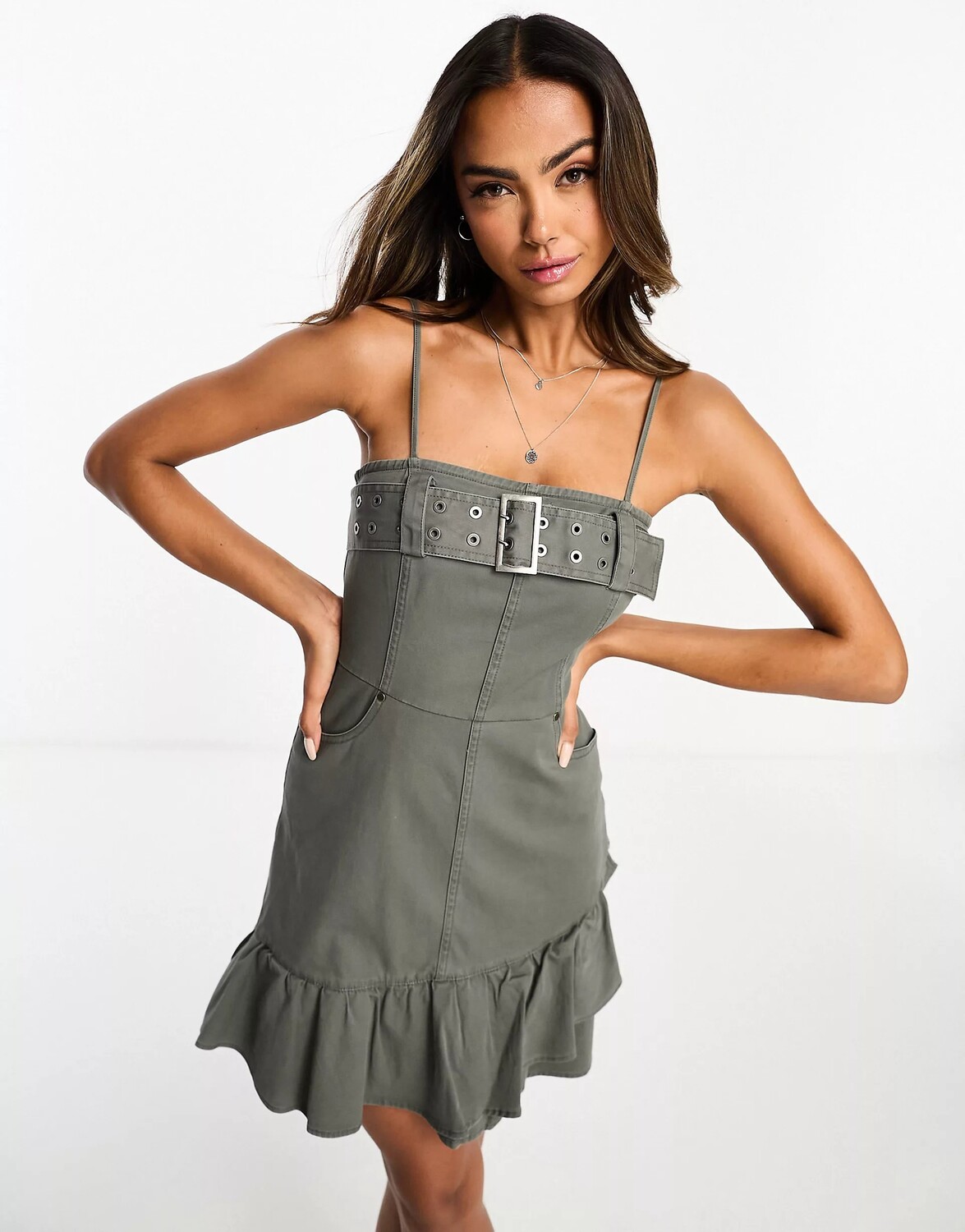 

Платье мини Urban Revivo Buckle Detail, серый