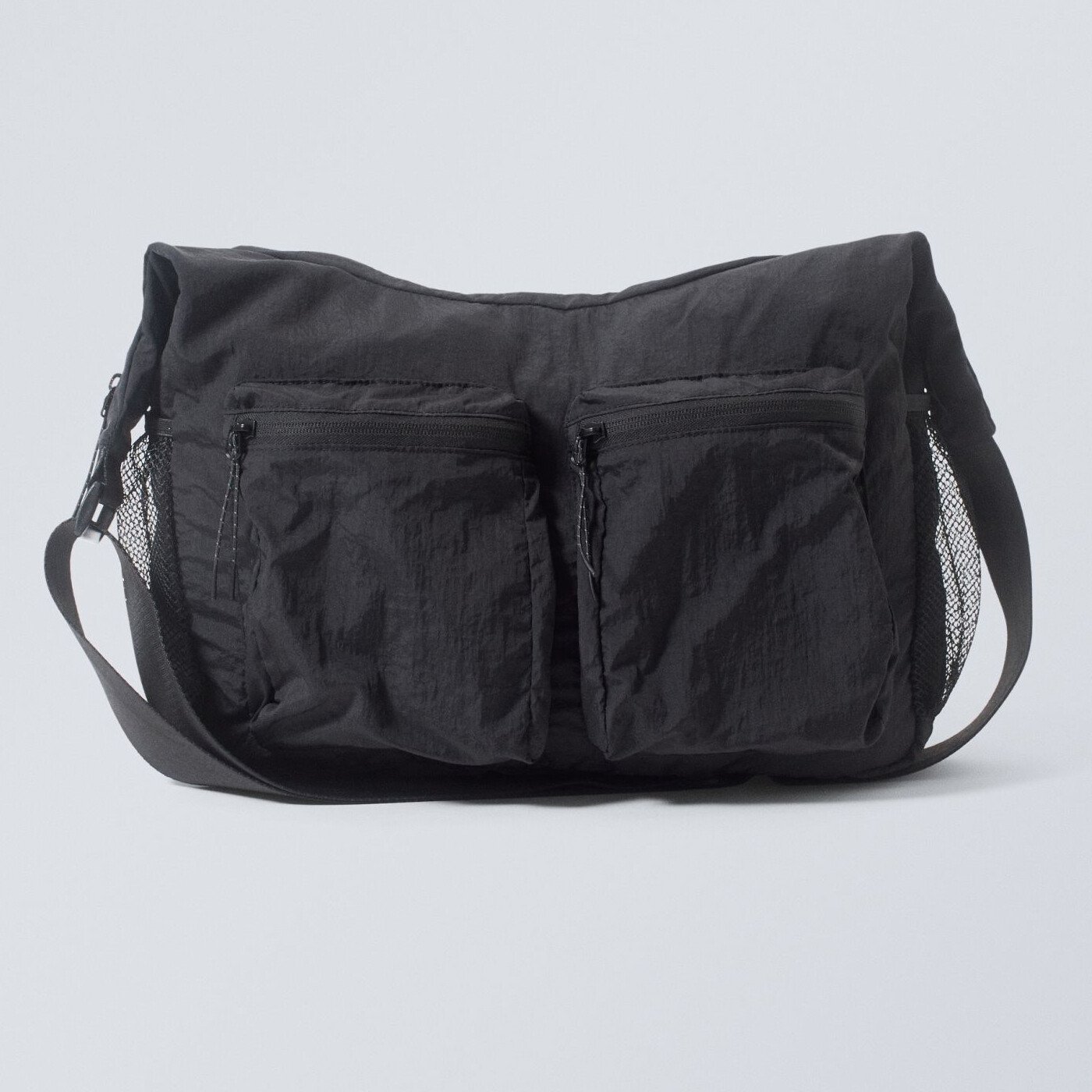 

Сумка Weekday Shoulder, черный