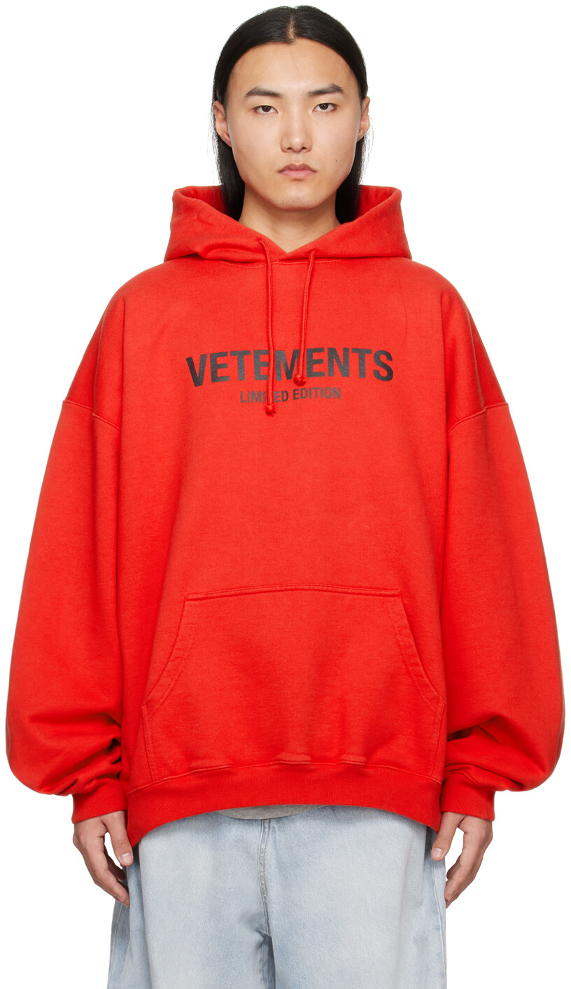 

Красная толстовка с капюшоном, ограниченная серия Vetements