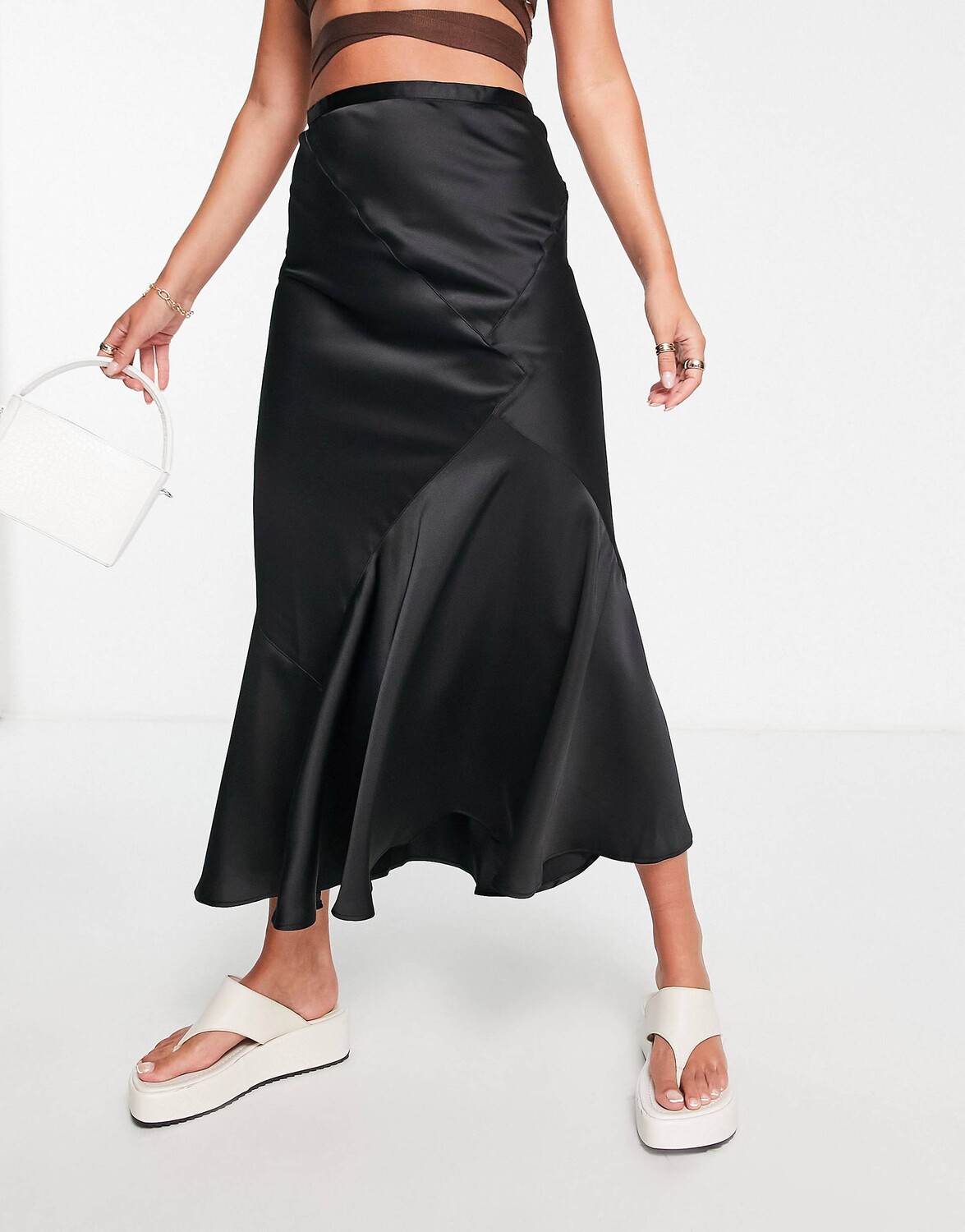 

Черная юбка миди с косой строчкой Topshop
