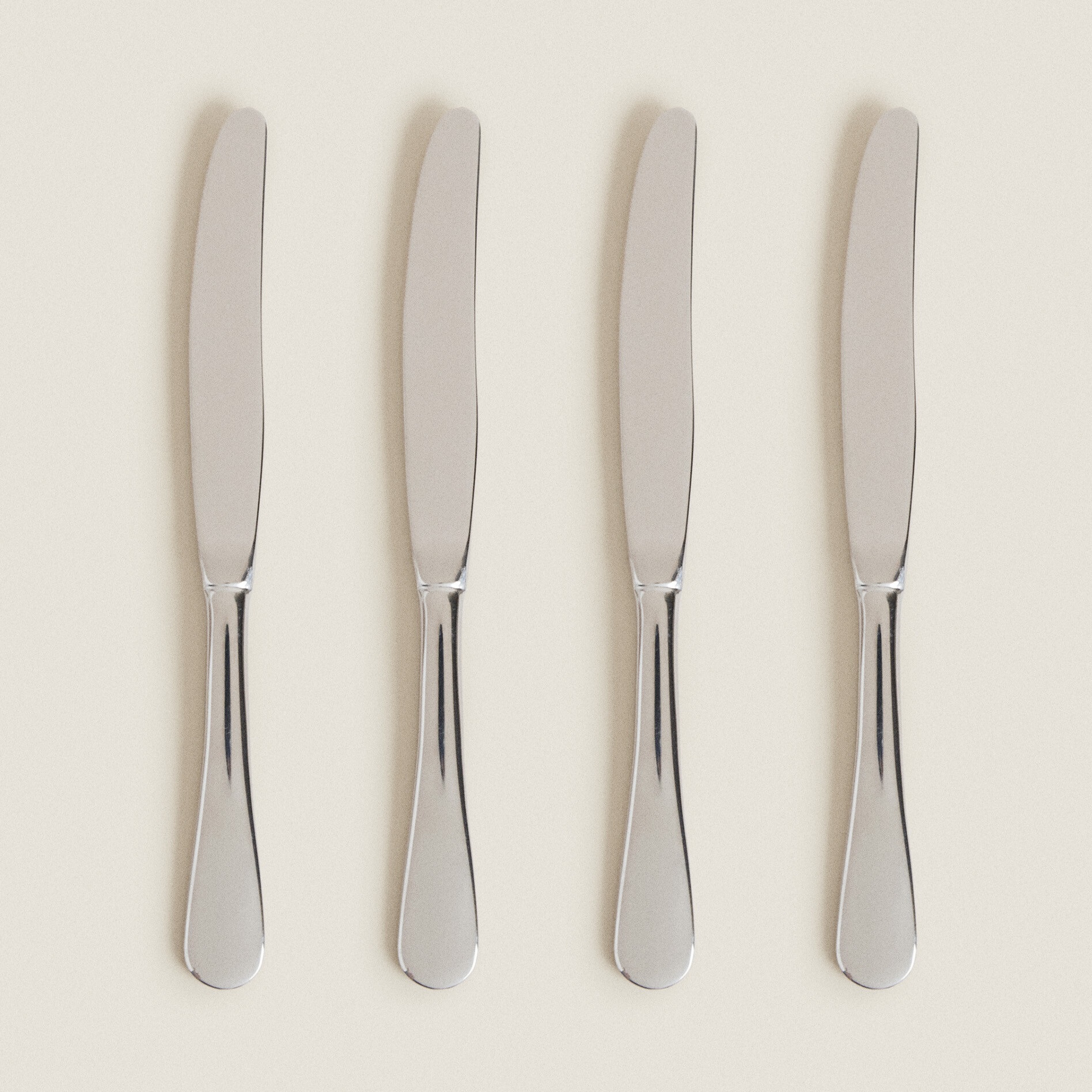 Набор ножей Zara Home 4-piece Classic Knife, 4 шт, серебристый набор столовых ножей opinel vri olive wood из 4 х штук