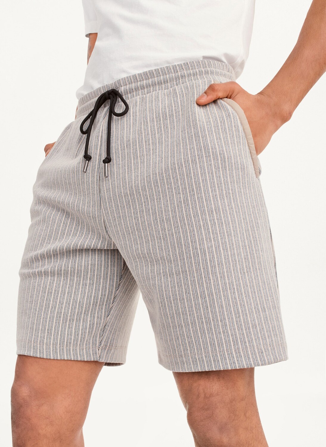 

Шорты трикотажные без застежек DKNY