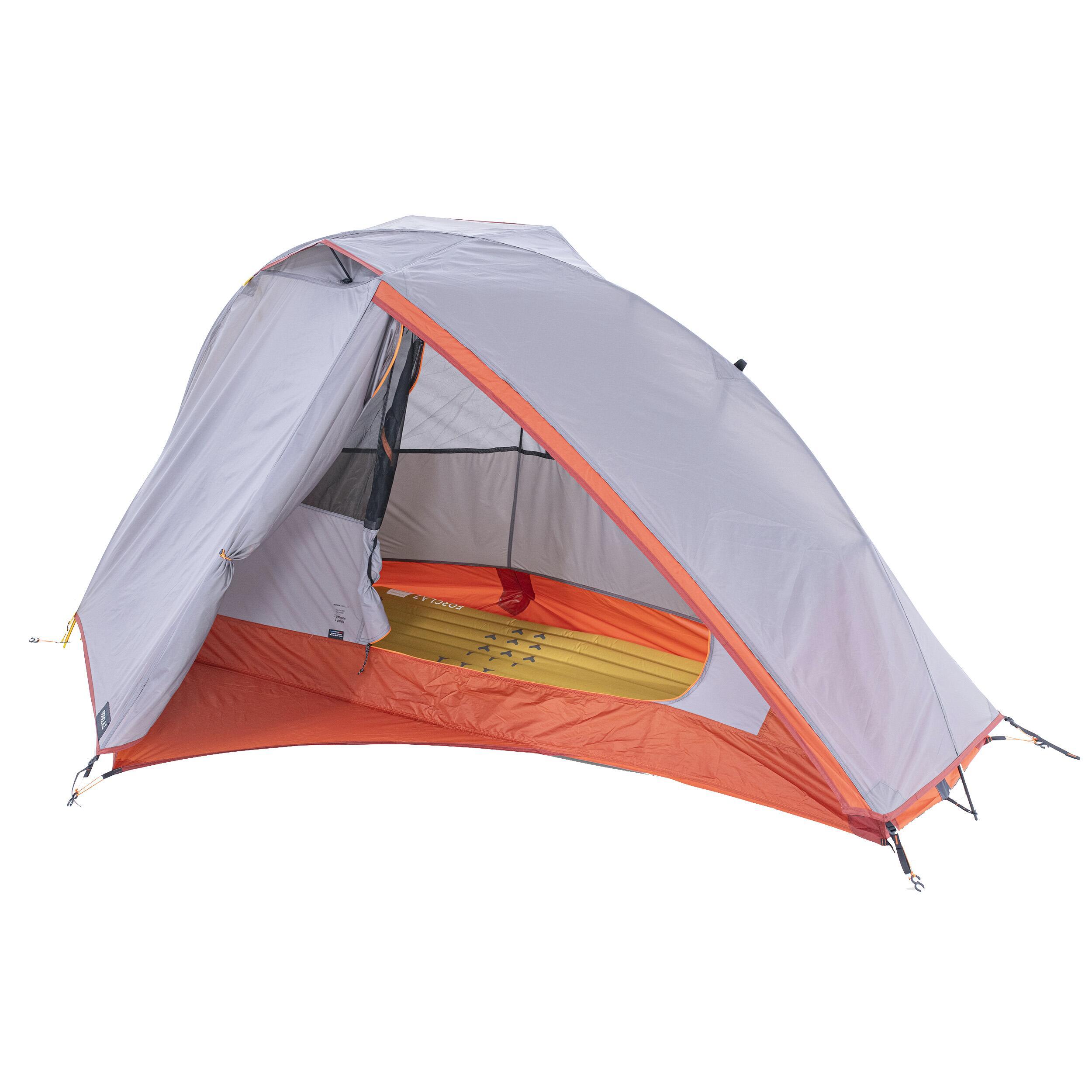 палатка одноместная tramp icefisher 2 желтый Палатка трекинговая Forclaz MT900 одноместная, серый