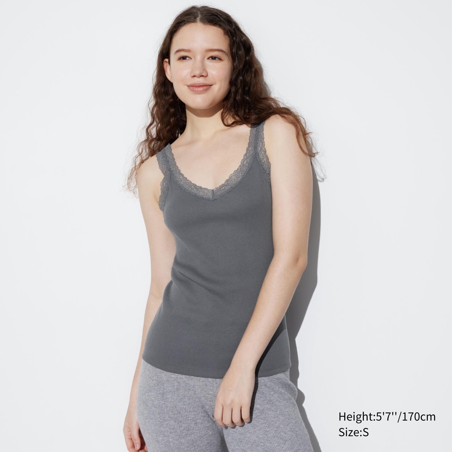 

Топ Uniqlo с кружевными вставками, серый