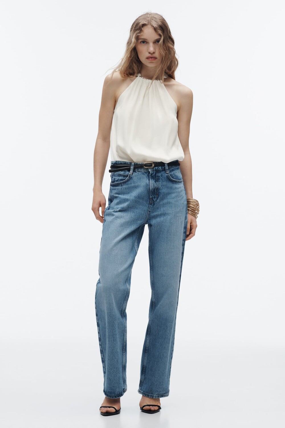 

Атласный топ с холтером ZARA, устричный белый
