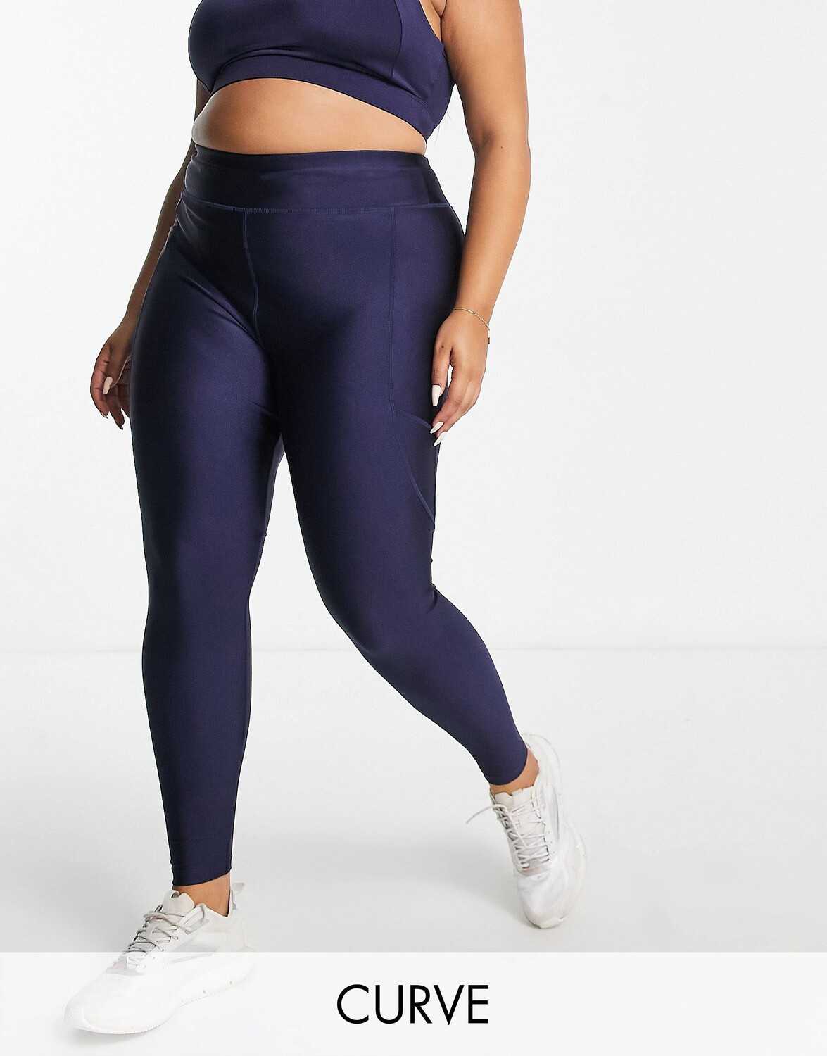 

Блестящие леггинсы с завязками на талии ASOS 4505 Curve run