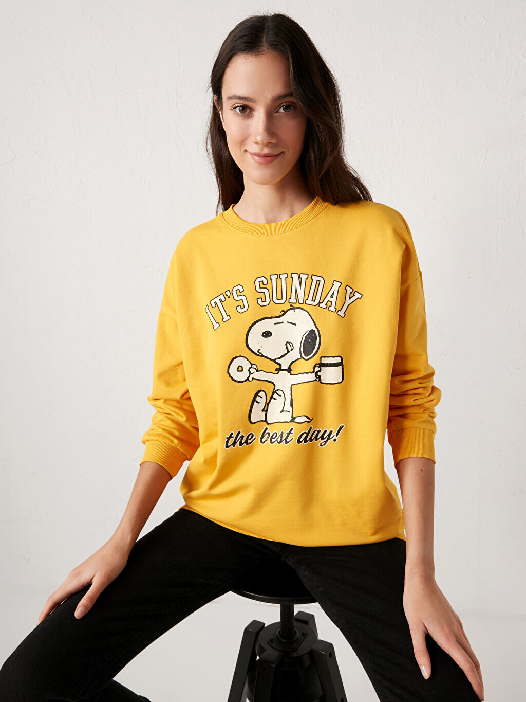 

Толстовка с круглым вырезом и принтом Snoopy LCW Casual