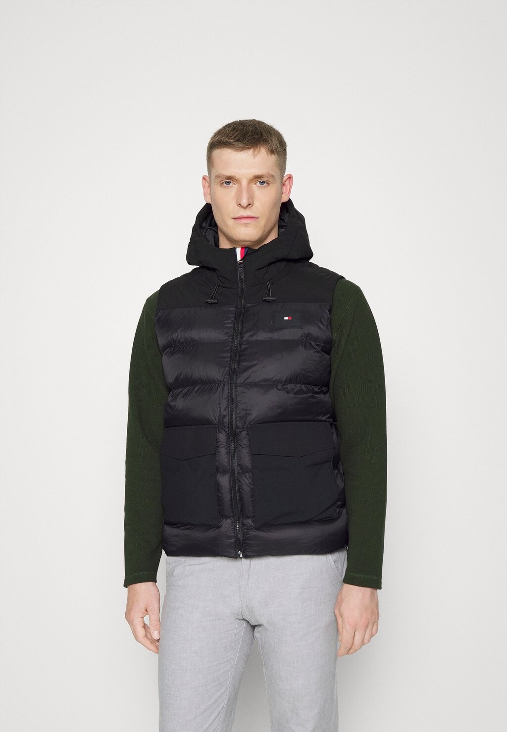 

Жилет Tommy Hilfiger, черный