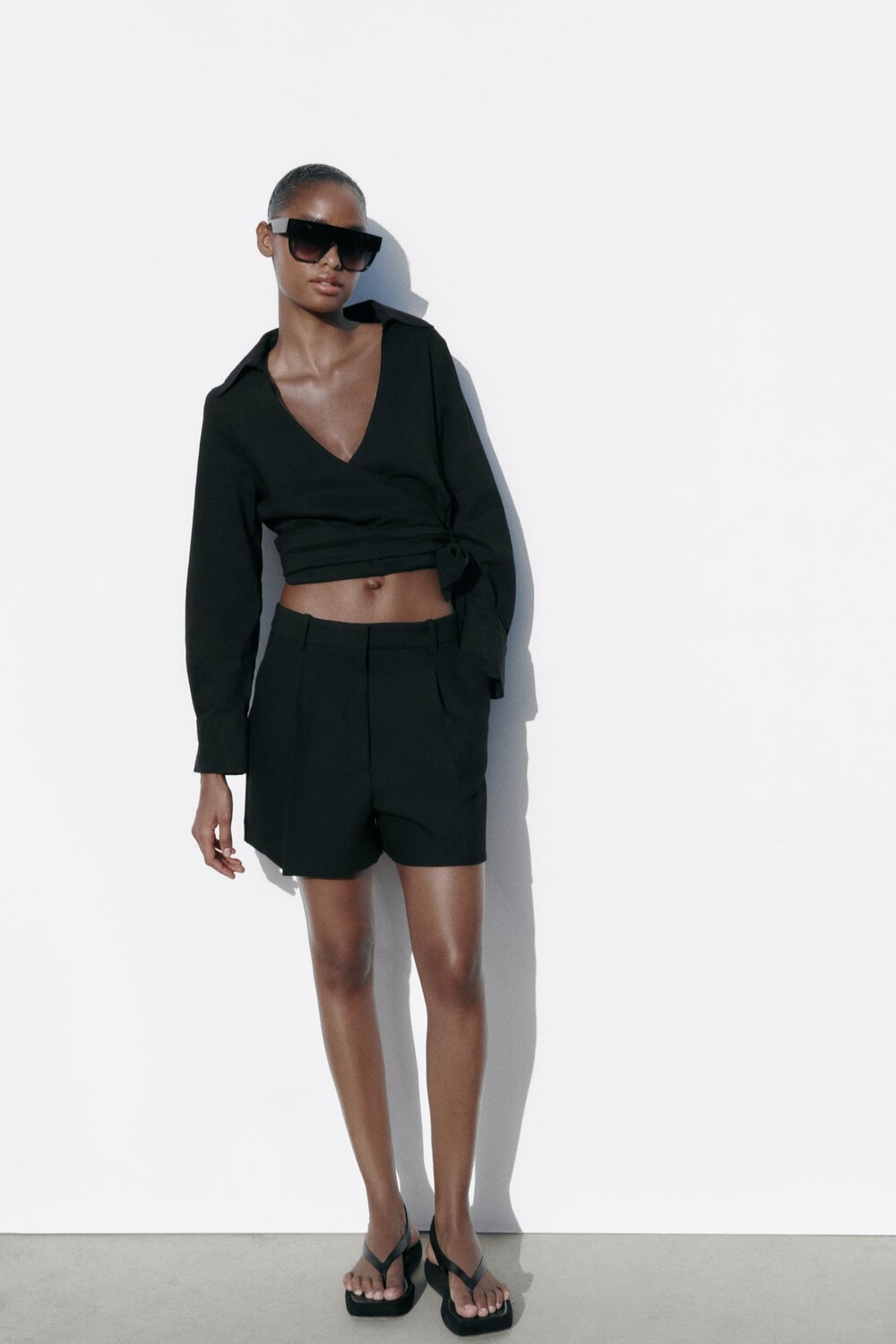 

Топ с узелом на талии ZARA, черный